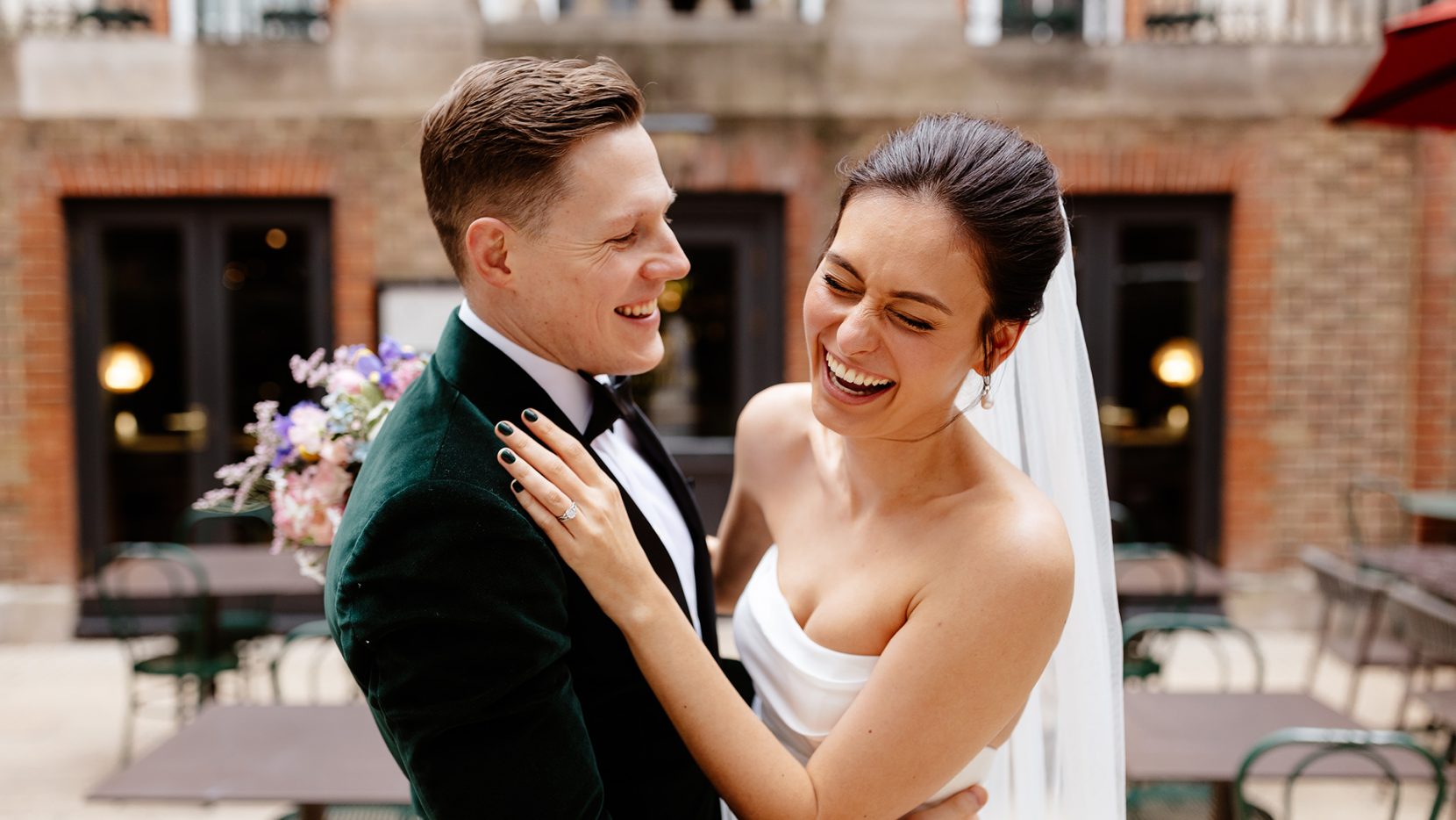 How to plan a wedding