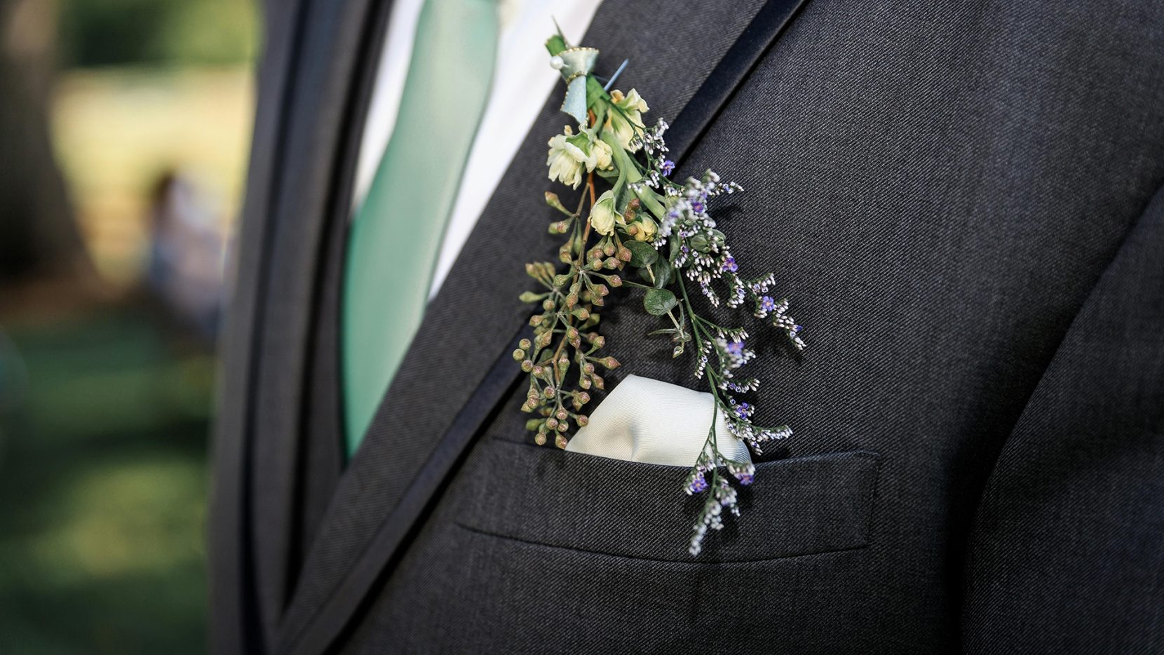 How to fold a wedding pocket square